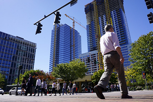 image of people walking in downtown Bellevue