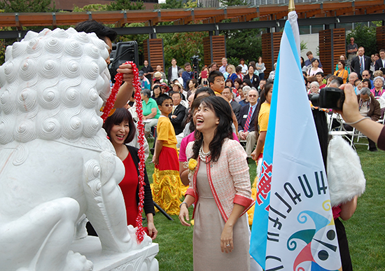 Image of celebration for the 30th anniversary of the Bellevu